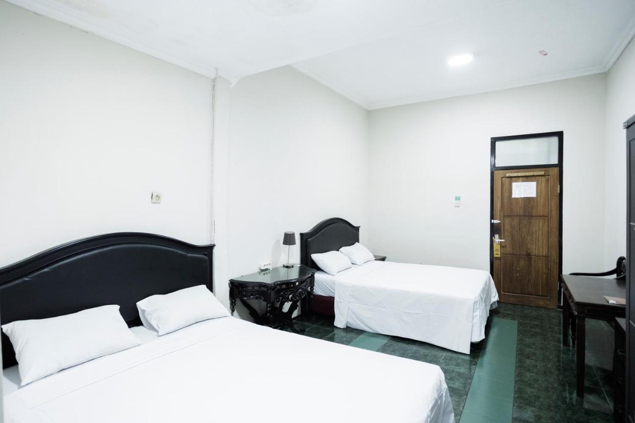 Hotel Galuh Anindita Jogyakarta Zewnętrze zdjęcie